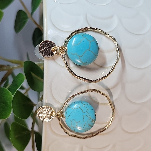 Jewelry - Hammered Drop Dangle Hoops with Howlite